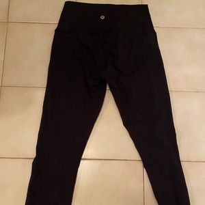 new Lululemon leggings size 6